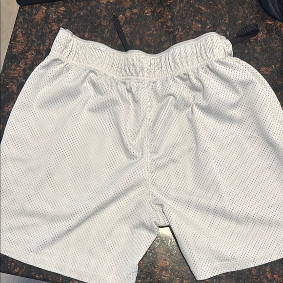 Men's White/ice blue ASRV mesh shorts. Two pockets. One zip pocket on the right. - Picture 2 of 2